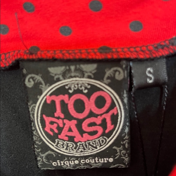 ❤️🖤❤️🖤❤️ TOO FAST NWT Red and Black Polka Dot Top - Picture 3 of 4